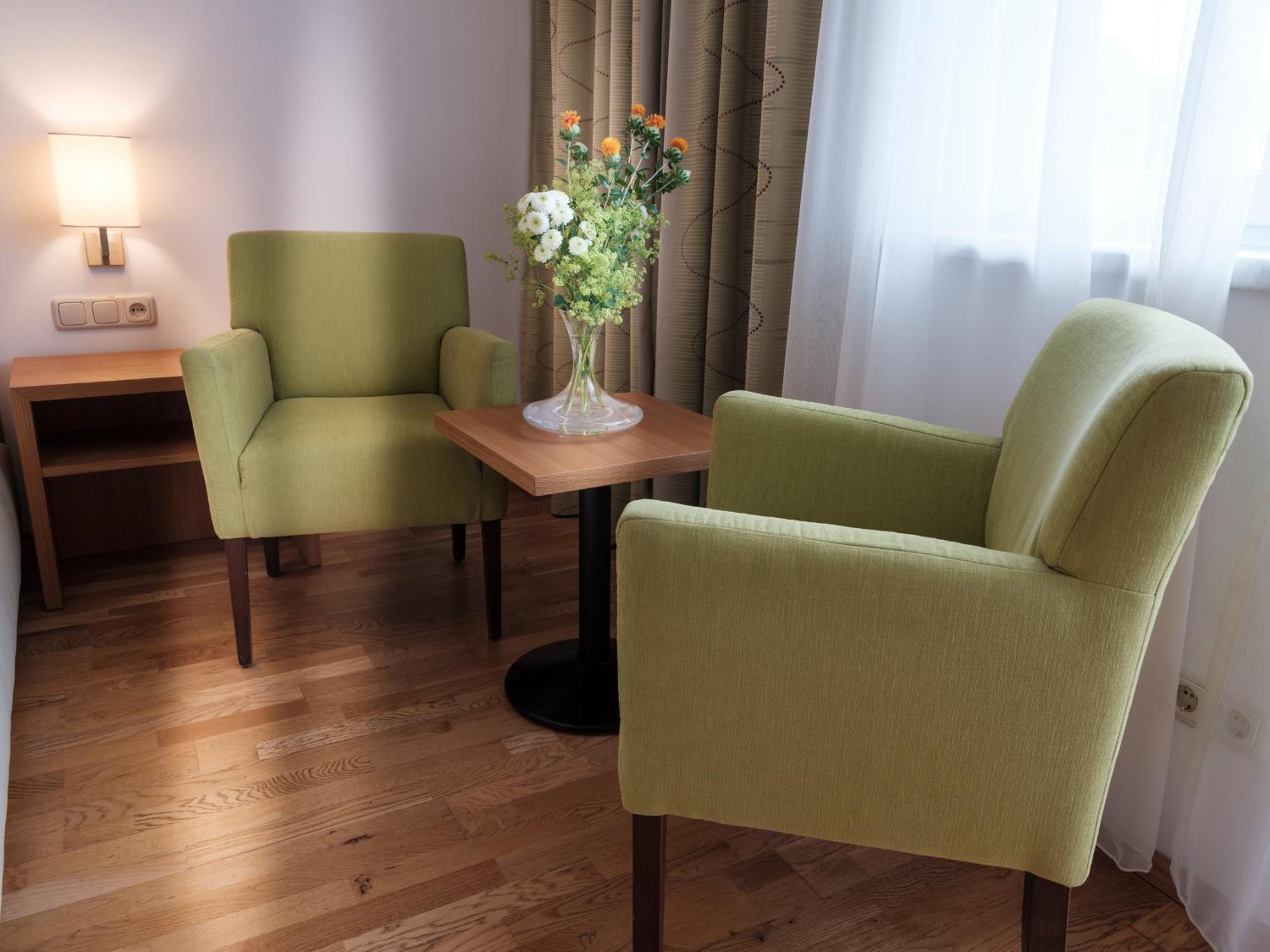 Familienhotel Herbst Fladnitz an der Teichalm Eksteriør billede