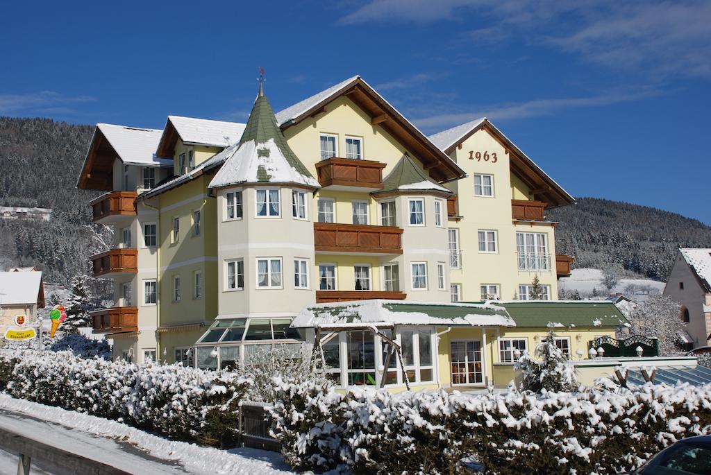 Familienhotel Herbst Fladnitz an der Teichalm Eksteriør billede
